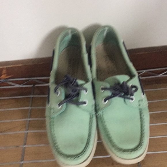 Sebago Docksiders - Picture 2 of 6